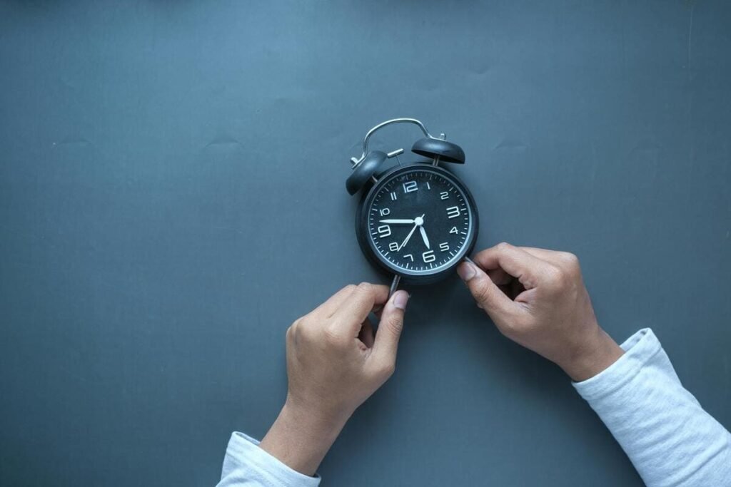 Réveil qui montre le temps investi
